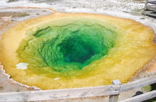 Tripadvisor's tweet photo. #YellowstoneNationalPark is known for its geysers... Do you have any good photos? #GlobalABCs
http://t.co/91jbAjxvED http://t.co/MOMmFixN80