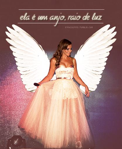 ivetesangalo's tweet image. “@DayvisonMoraes: @ivetesangalo meu anjo http://t.co/km0R7PNAoL”essa montagem é incrível! ❤️❤️❤️