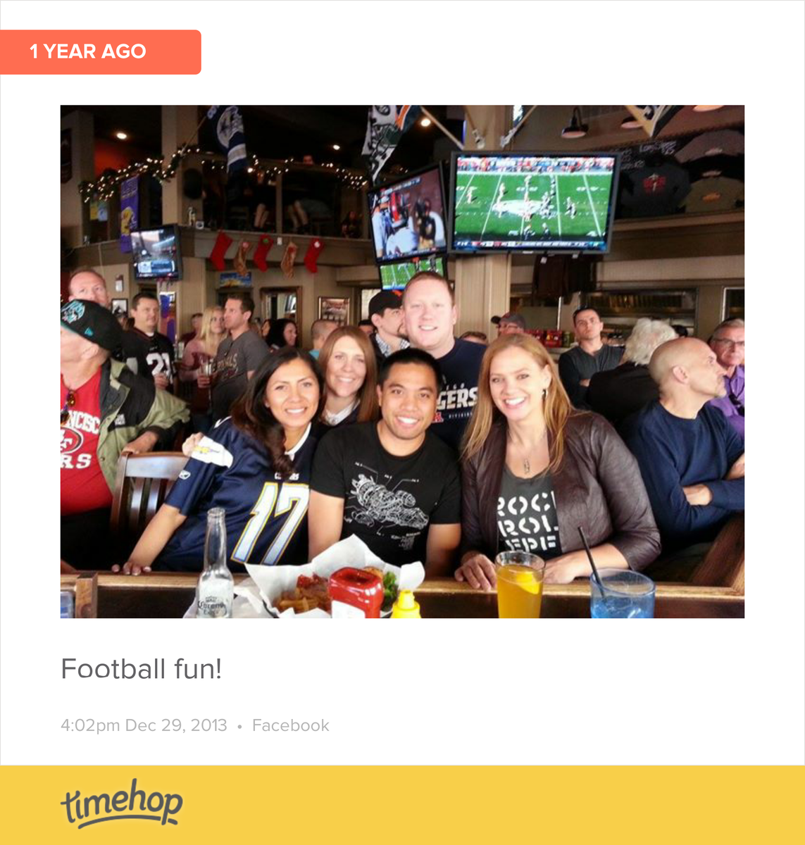 sunnyd_smith's tweet photo. Now, I certainly miss this group of people 😃 http://t.co/JJFJ32E4jP http://t.co/PjIPEPPT4e