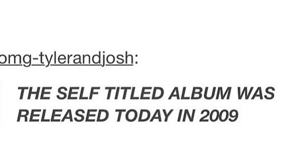 cunty1pilots's tweet photo. Happy birthday self titled #twentyonepilots http://t.co/C8gk2uwqm5