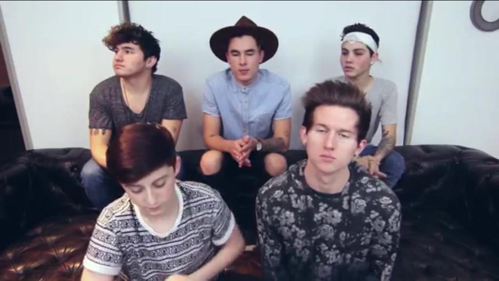 Big_Tit_Vic's tweet image. @juliapokrivnak did you watch @Our2ndLife video!? #o2forever 😭😭❤️