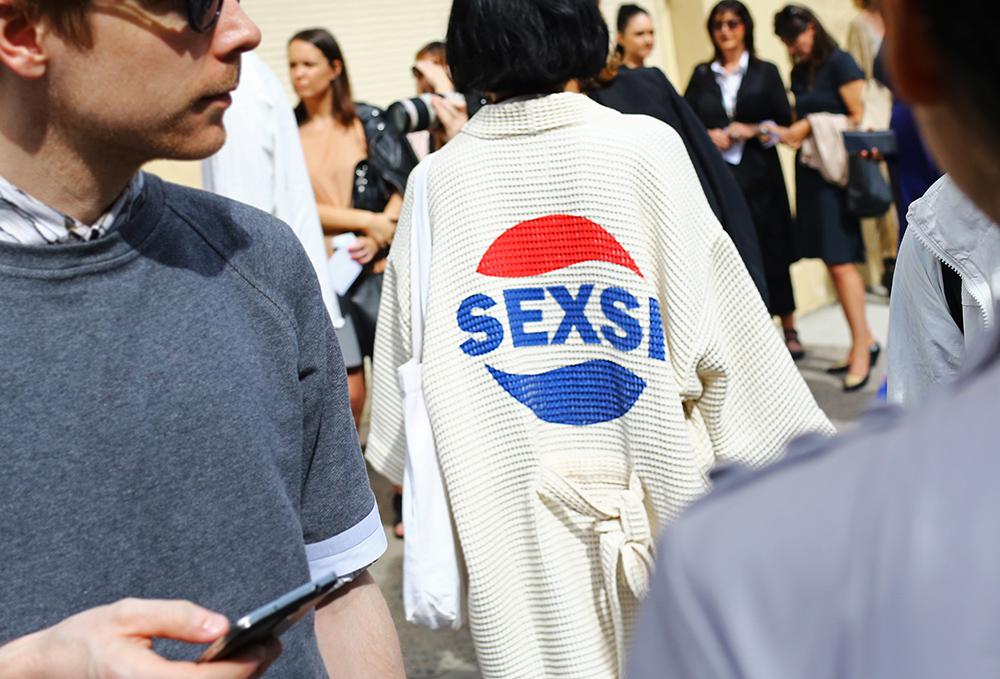 Fashioneto's tweet photo. In love with this Sexsi Pepsi coat :))  #streetpeeper #StreetStyle #fashion #ootd http://t.co/AGuwqSZndq