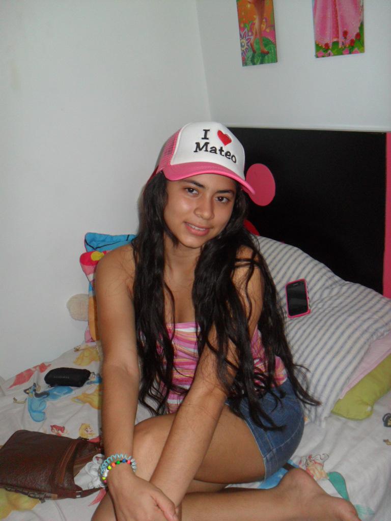 04Angierocha's tweet photo. PENSANDO EN TI...!!☺ http://t.co/ltU0KemVDY
