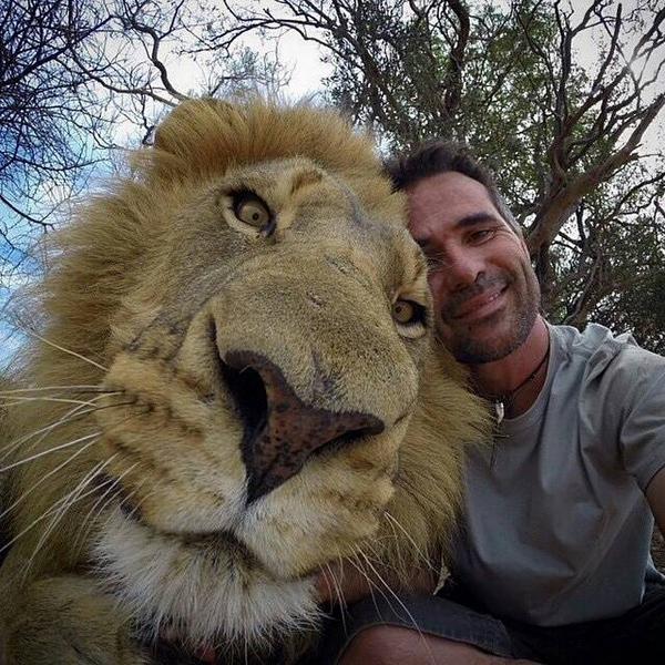 Adeel_Raana's tweet image. #2014EndsWith Selfies!!