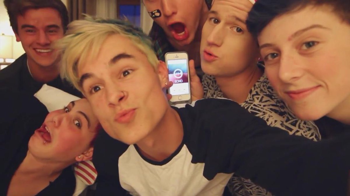 JiminSnuggleToy's tweet image. #ThanksToO2L #O2Lforever I’ll always have the memories for o2l and i’ll always love them.