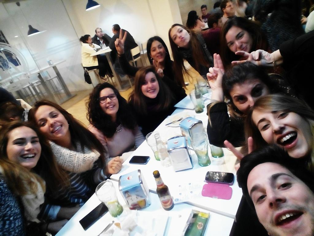 MartaE14's tweet photo. ¿Alguna forma mejor de pasar el último lunes del año? http://t.co/IHqYnRZGyt