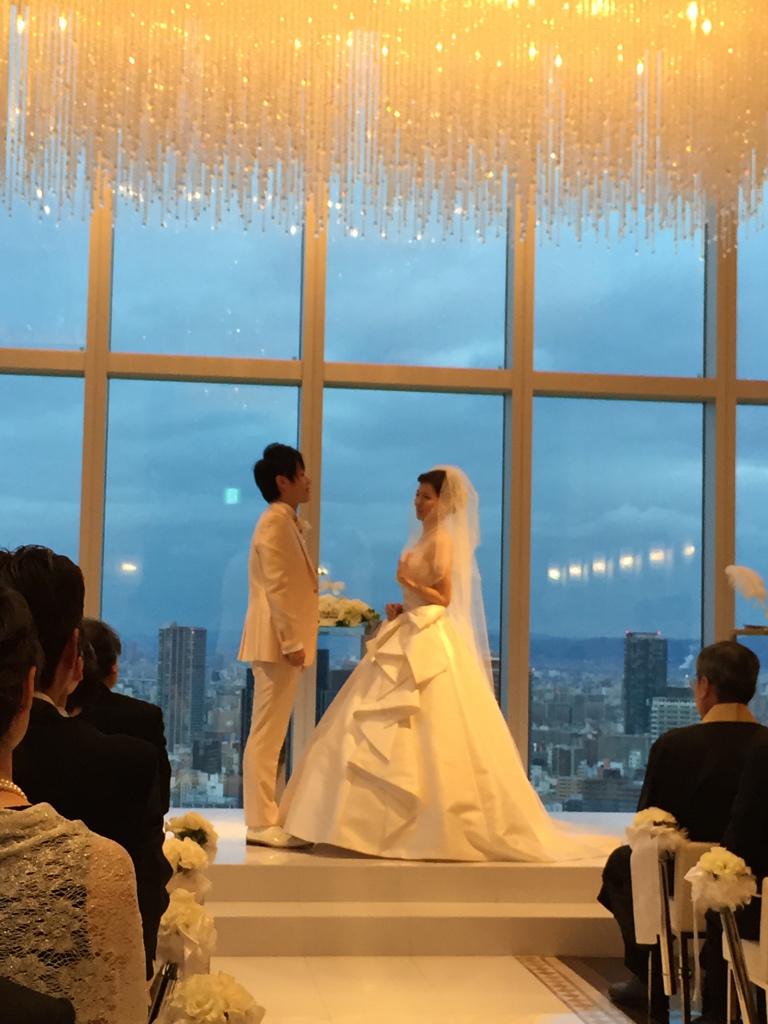 公式 グラコロン リーダー結婚式写真 公開 許可がおりましたので公開します 笑 保存禁止 D 笑 よしより Http T Co 9ksxs5qkv1 Twitter