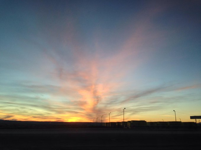 Evening sky, Horizon City, TX. #tcroadtrip http://t.co/QM66Nw9tWg<a href="/tag/tcroadtrip"class="tags">#tcroadtrip</a>
