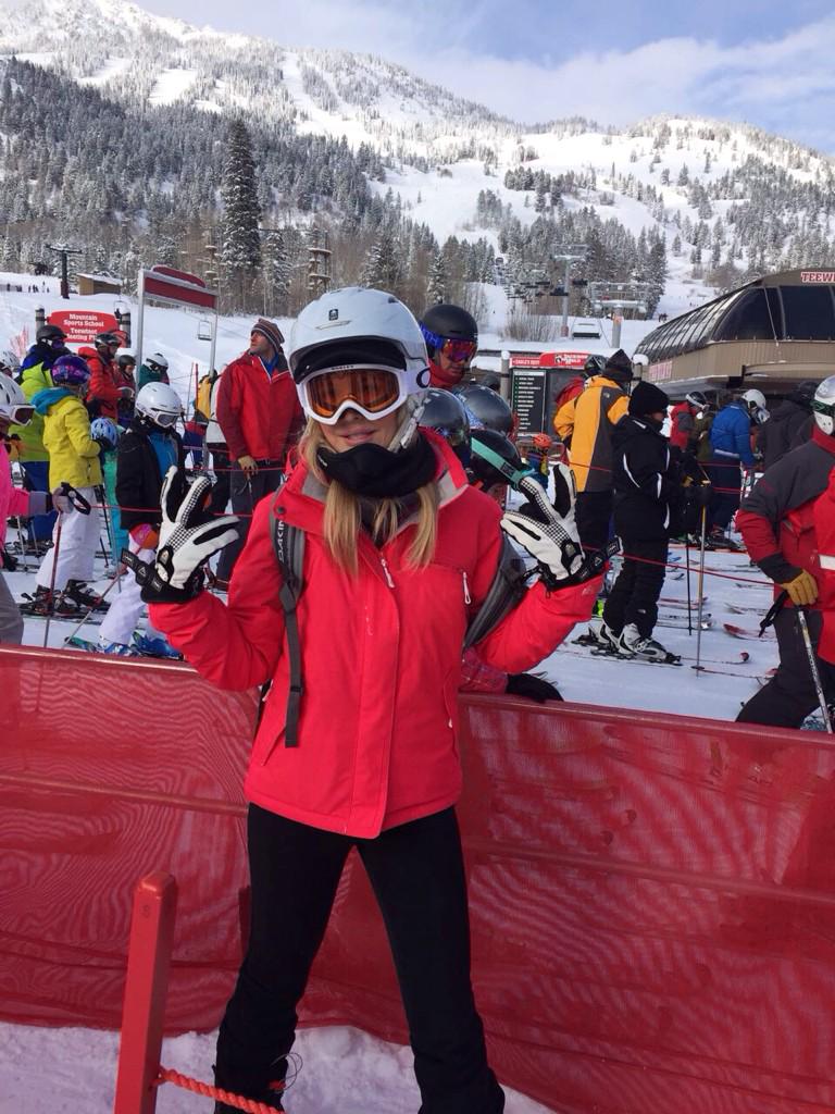 joannakrupa's tweet photo. Last day snowboarding! 2morrow  back 2 reality and work ! Best christmas trip ever! Love  Jackson Hole Wyoming! http://t.co/wqwvbNgrtA