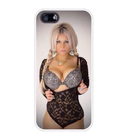 DakotaDiorModel's tweet image. Check out my official phone cases that are on sale!! #apple #samsung #htc protechcasing.co.uk/product/maria-… @protechcasing
