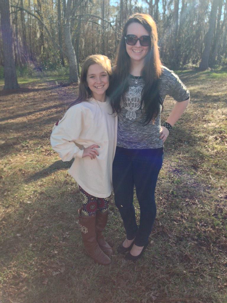MadisonByrd16's tweet photo. Love love love her to the moon and back! #babycousin #loveher http://t.co/8IkFjVrE8t