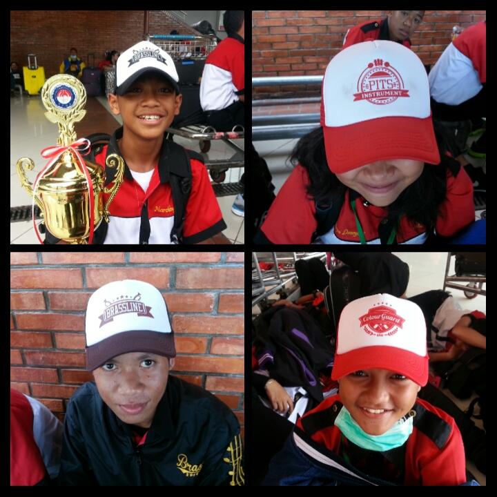 Kadri_NurRidwan's tweet photo. Anak-anak WPS Sangatta pulang pada pake topi @MarchingGeeks http://t.co/M67GruCGKv