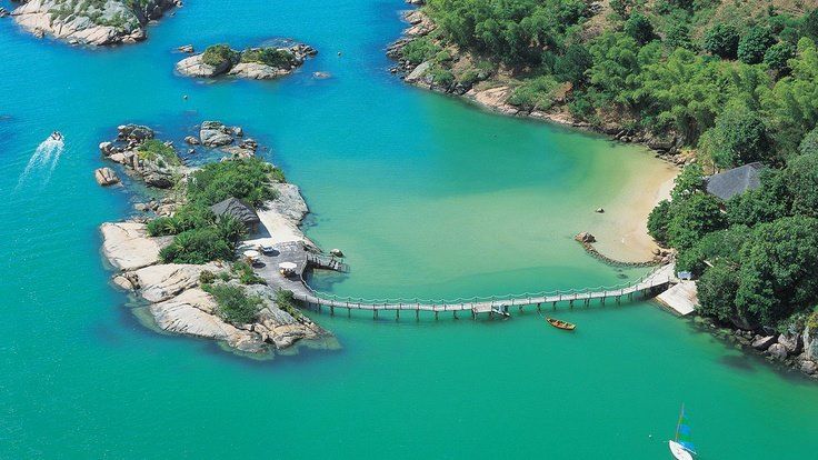 MusicWaveWeek's tweet image. #PontaDosGanchos in #Florianopolis looks absolutely stunning!