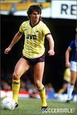 HAPPY BIRTHDAY CHARLIE NICHOLAS..WE ALL HAD THE HAIRCUT BACK IN THE DAY..HAHAHA 