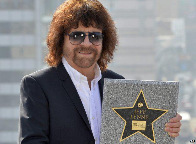 Happy 67th Birthday, Jeff Lynne (Electric Light Orchestra). 