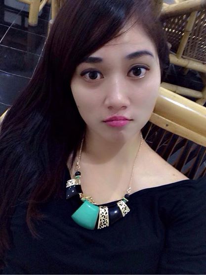 Nannika_Costha's tweet photo. Makan siang dlu guys ....baru llanjut Kerja Lagii :D http://t.co/JrkWFPHcyb