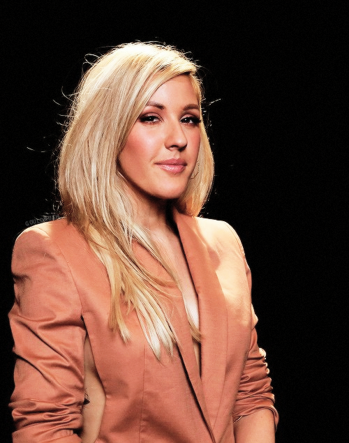 Happy Birthday Ellie Goulding! 

We\ll be playing her biggest hits on today! 

Any Requests? 