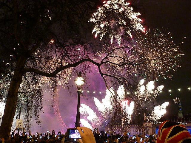 lettingandsale's tweet photo. A #new #year is on the way and the possibilities are endless. http://t.co/6wSnvcyFps