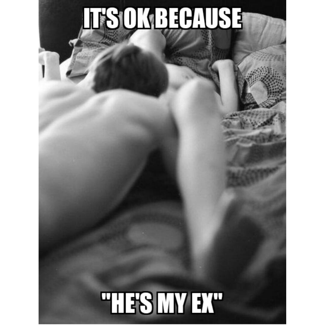 itsmelemmy_'s tweet photo. Girls of today be like.... http://t.co/IbX6NQCOGP