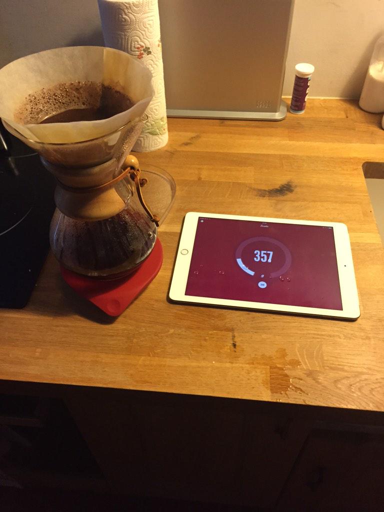 jamieheaslip's tweet photo. Usin @dropkitchen &amp; brew app to get the day started...mix in a little @Coconoil into the espresso&amp;were #bullitproof http://t.co/n4DRjK43yo