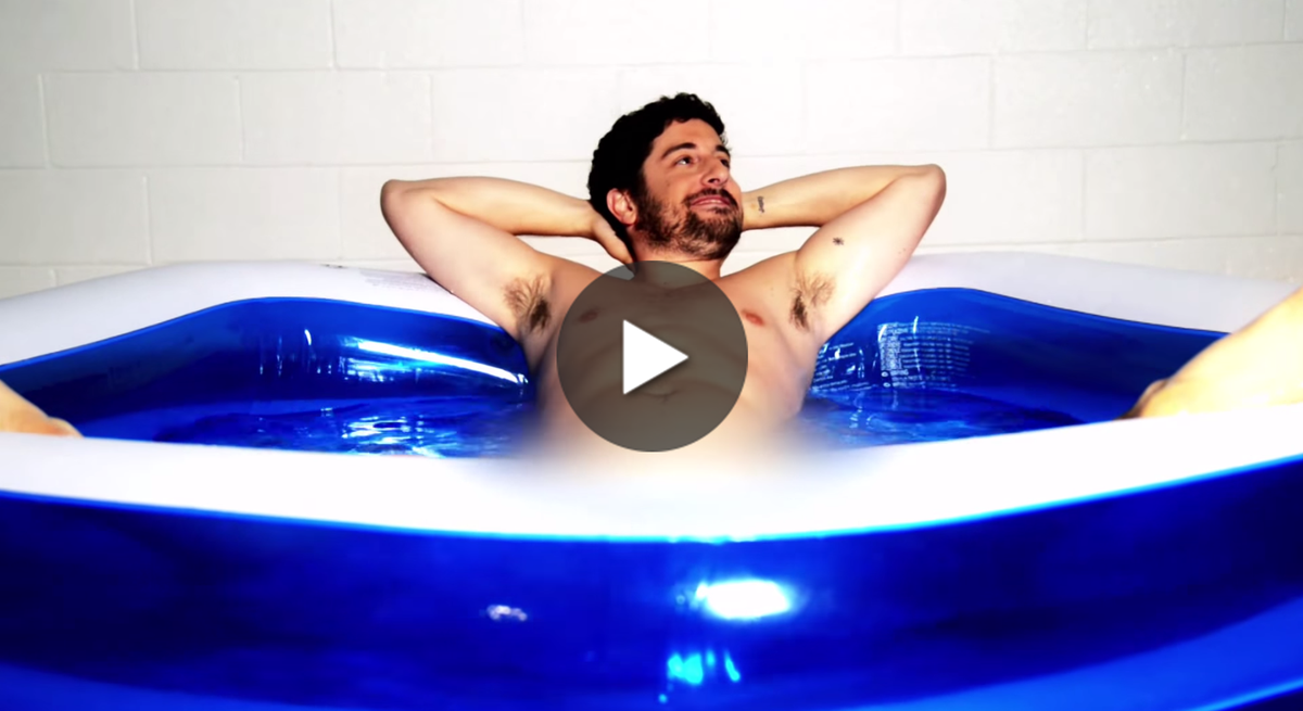 peta's tweet photo. #BestOfPETA2014: When @JasonBiggs explained why he ❤️s #SeaWorld.

YUP, HE GETS NAKED!

WATCH: http://t.co/Aim5FHx3J6 http://t.co/NqpRj65fwc