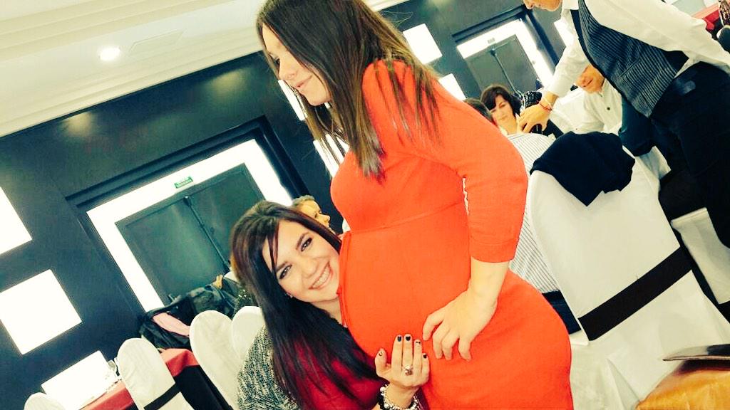 RakGuillem's tweet photo. @Natalia_Puerta1 @RoocioKuki @InessOrtega @BelnGonzlez 2015 empezamos con ellas y el!! http://t.co/iSLC6HcMM8