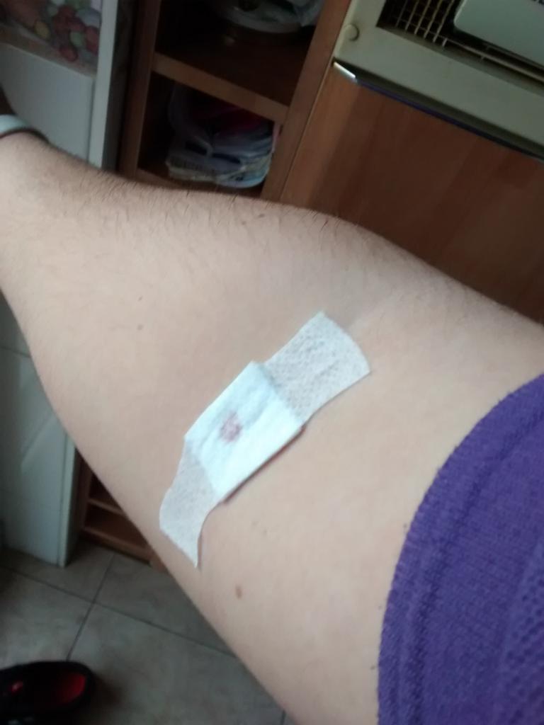 Enriqueshack16's tweet photo. Superada la prueba, en breves soy uno mas @robertolabe @tanismarcellan #DeportistaEliteOn #Tonificación #Vampiros http://t.co/zIbbsZfCcb