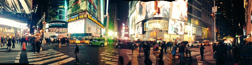 NewYorkCity in full flow..#TimesSquare #NYC unreal #buzzin