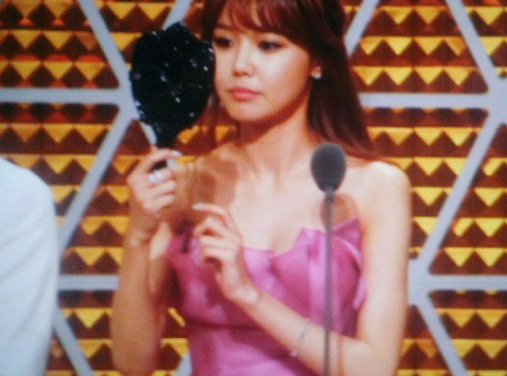 [PIC][30-12-2014]Hình ảnh mới nhất từ MC SooYoung tại "2014 MBC Drama Awards" + Nhận giải "Female Excellence Award – Mini Series" B6G6o7KCMAASDgc