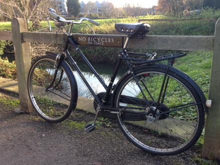CheckpointR's tweet photo. Anarchy... Cambridge style. http://t.co/gDUbEcPCCj