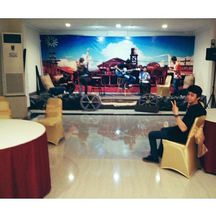 Var_Band's tweet photo. Check sound for new years 2015;) http://t.co/a2gmPD1hPW