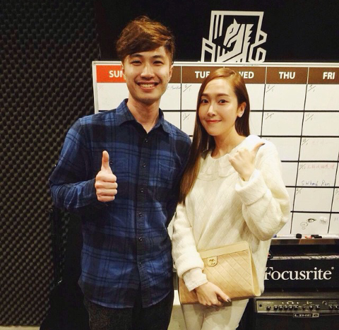Syj__Jessica's tweet photo. after the recording yesterday, many thanks to Chan yip and Reggie!! I think 2015 is gonna be awesome http://t.co/49xuv5WwpJ
