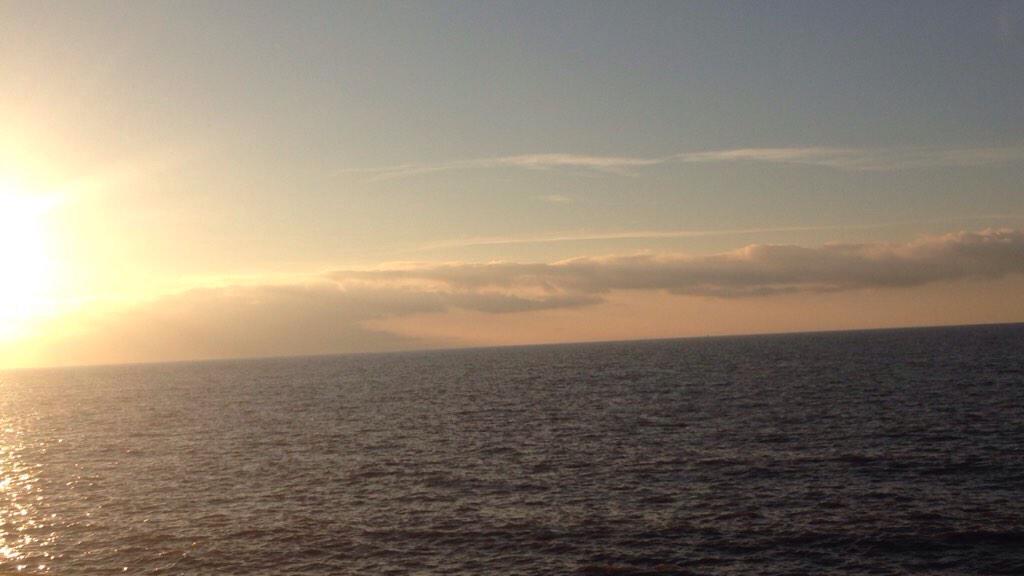 5secsofpxradise's tweet photo. somedays living here, isn't that bad.. http://t.co/CSHMeXe3ho