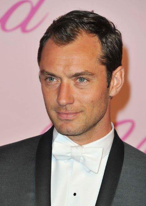 Happy birthday Jude Law 