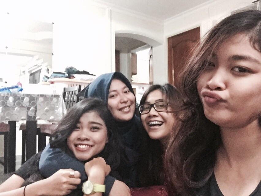 piyahhh_'s tweet photo. So much love 💖💖 http://t.co/CniT9FqlQD