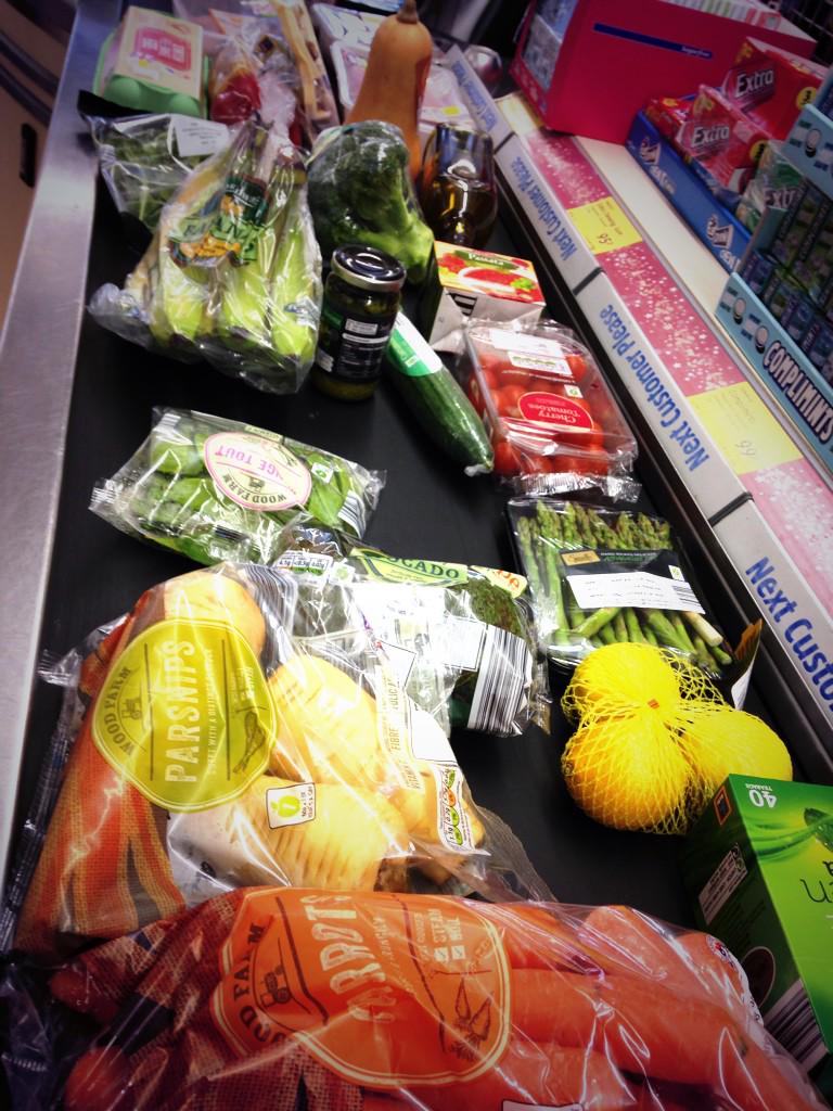 FitBits_'s tweet photo. Goodbye #Christmas ππͺ
#eatclean #hellovegetables #ukrunchat http://t.co/VPj6lEVwqL