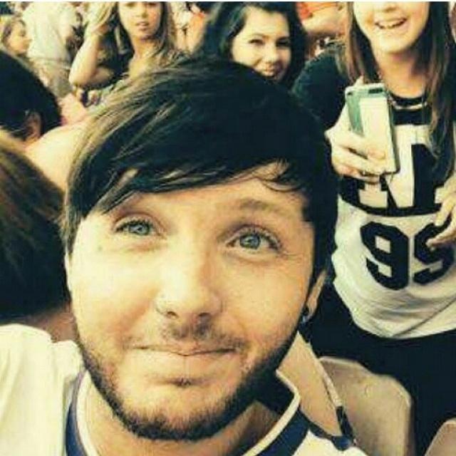 MelekArthur's tweet photo. So amazing eays 😍😍😍❤❤ http://t.co/J7xK5hJewP