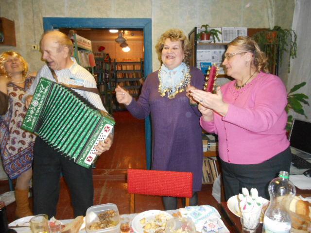 Встреча Нового года в Денисовской библиотеке участниками клуба Берегиня