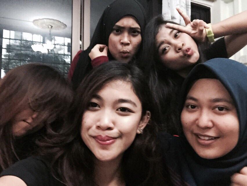 LinaAmalina's tweet photo. So much love 💖💖 http://t.co/B9tEOufJhy
