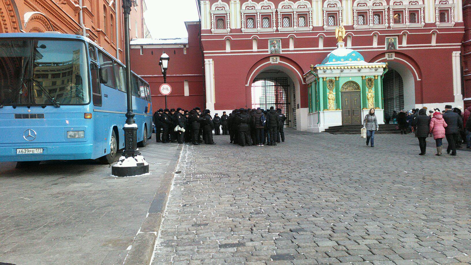 B6GfTUkIMAAbDYw.jpg:large