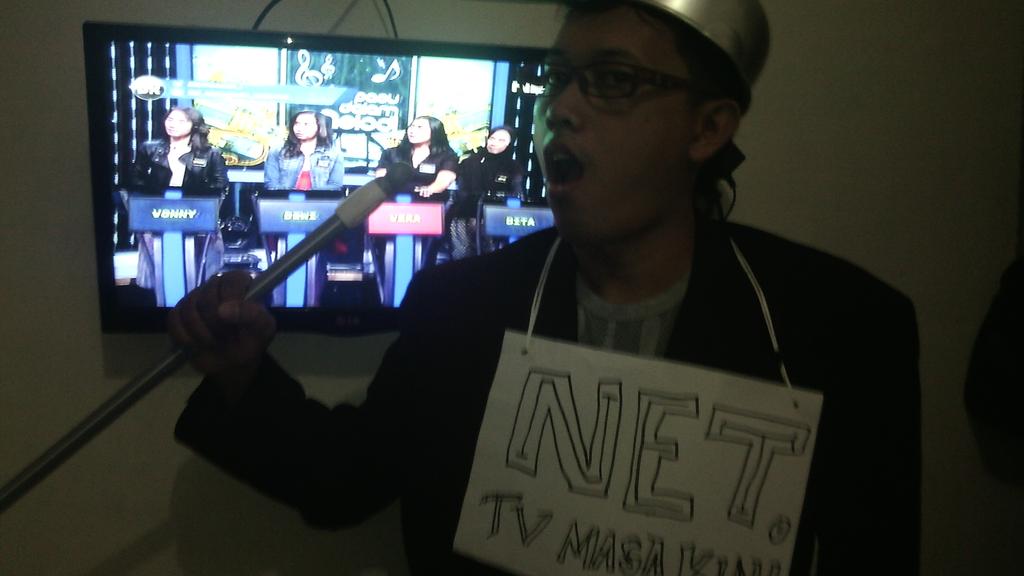 dafahermawan07's tweet photo. Gokil pake hp masa lalu demi hp masa kini (s5) dari tv masa kini,, @netmediatama #NETMILIUNER_1 http://t.co/I1Sni352kB