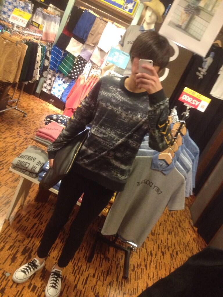 osharezukidesu's tweet photo. 今年最後のタグ
1年間のお気に入りコーデ

#2015も仲良くしてくれる人RT
#RTで気になった人フォローする
#なんか素敵だと思ったらRT
#お洒落さんと繋がりたい
#出会ってよかった人RT
#マッシュ好きな人RT
#自発ください http://t.co/1glLE4VI9p