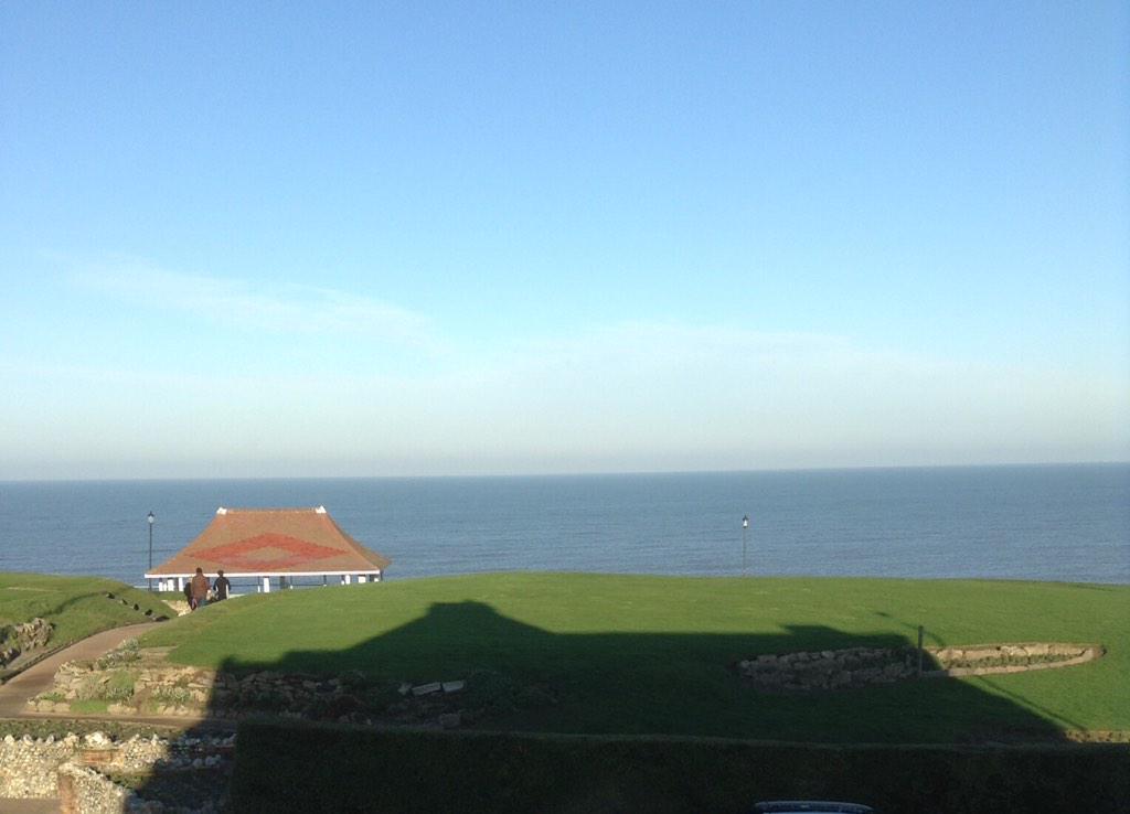 sandcliffcromer-sandcliffcromer-twitter