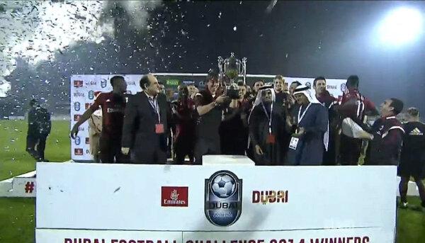 The Dubai Football Challenge Trophy. Hadiah Untuk #Milanisti Di Akhir Tahun 2014. #ForzaMilan