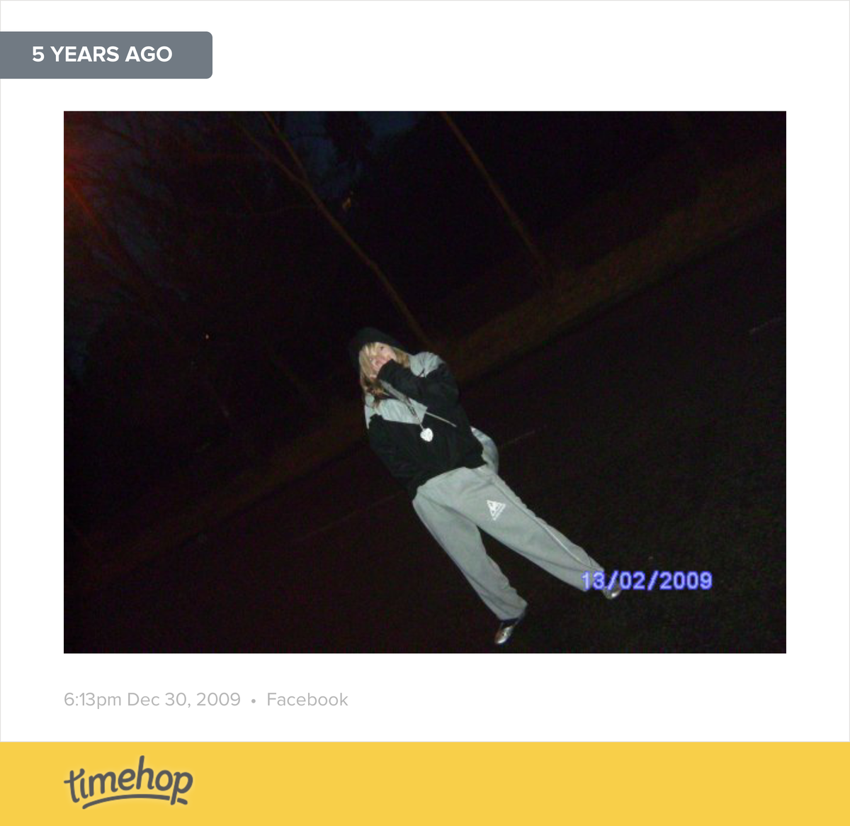 Lovely picture she still looks the same timehop.com/c/fup:25646036…