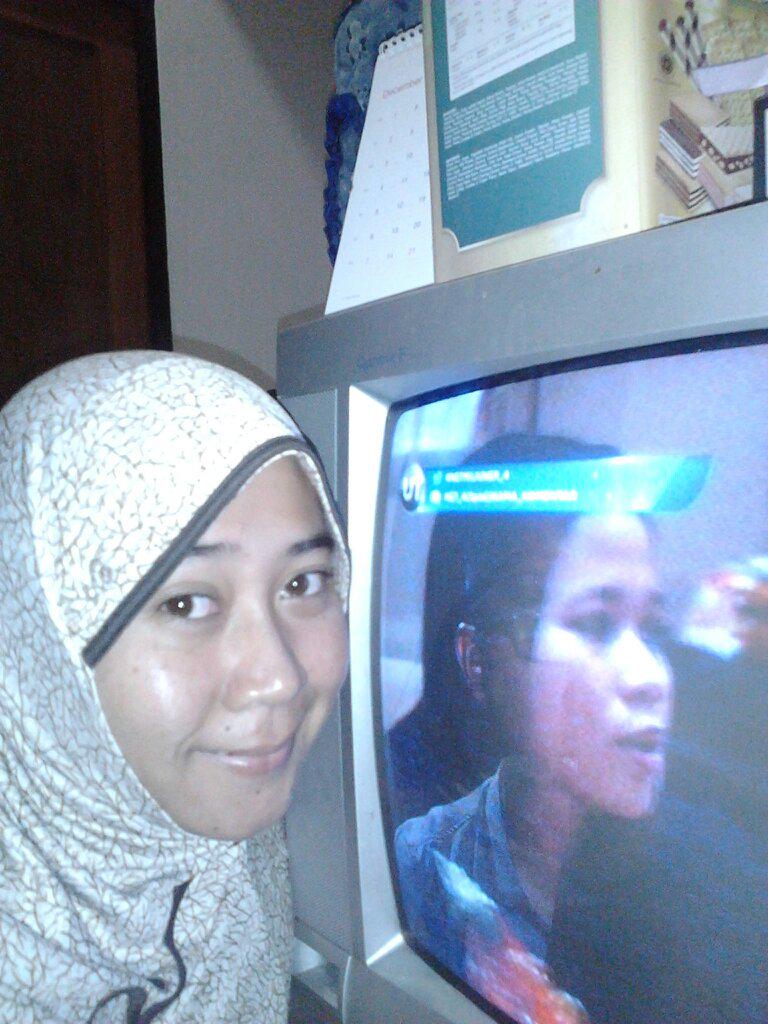 Febbycaman's tweet photo. Walaupun mata sdh 5W paksain nonton 86 siapa tau ada rezekinya,amiin CLUE UT (BREAKOUT) @netmediatama #NETMILIUNER_4 http://t.co/eWdI0Wbv9w