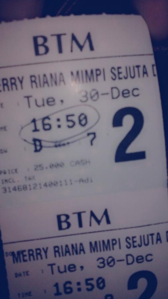 Nindya_ippit's tweet photo. @chelseaislan uang mmang pnting,tp apa arti sukses kl ga ada org yg menyayangi kita. Aku btuh km alva..shmily merry http://t.co/piexEFJ8XE