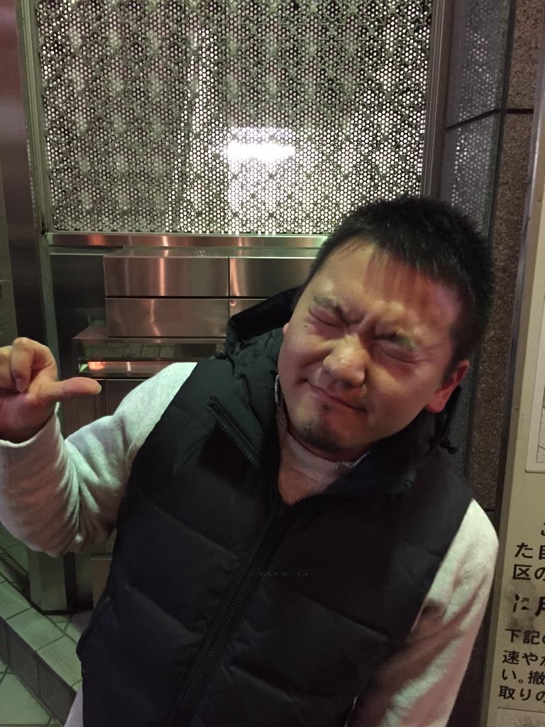 e810ken tweet picture