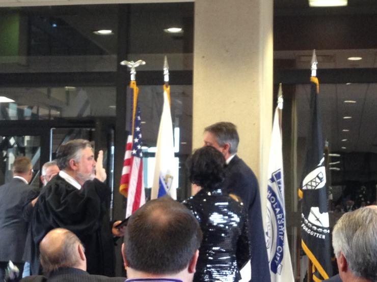 SamSutterMayor's tweet image. Our new Mayor taking the oath of office!  Thank you to Judge Philip Rapoza. Join Sam at @MayorSamSutter