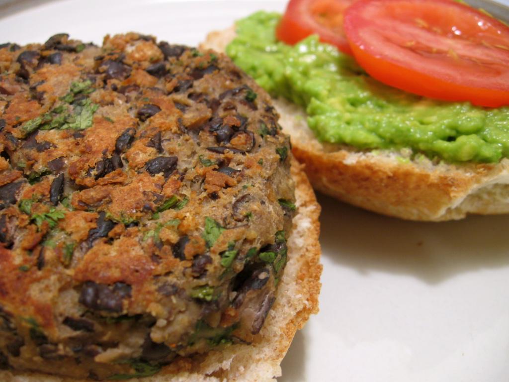 Pussyshit_'s tweet photo. Veggie burgers. #Pussyshit. http://t.co/B5dcCwptJp
